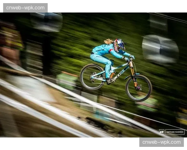 专访：传奇女车手雷切尔·阿瑟顿谈退役后经营品牌与培养新人